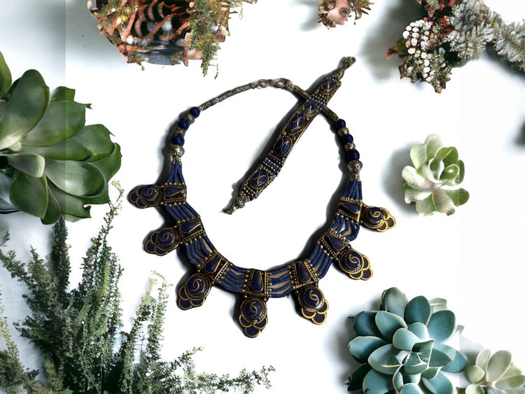 Necklace set with bracelet