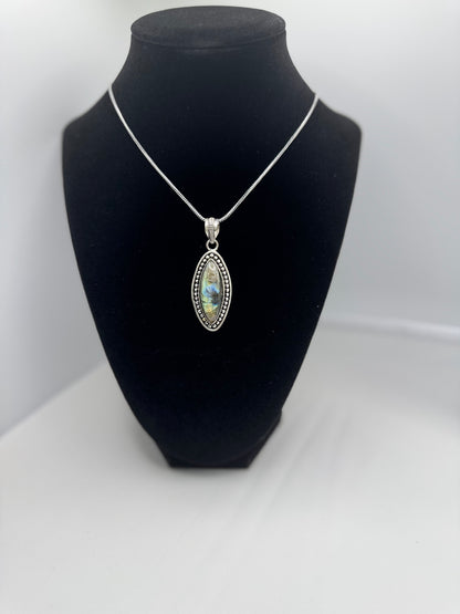 Pendant Labradorite