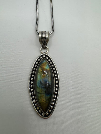 Pendant Labradorite